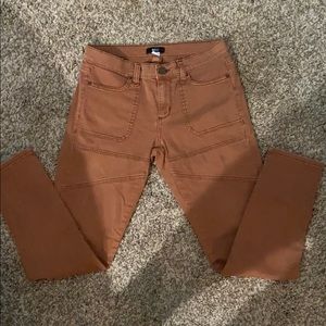 BDG Rust Moro Ankle ZIP Skinny Jeans